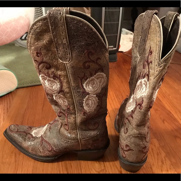 poshmark womens cowboy boots
